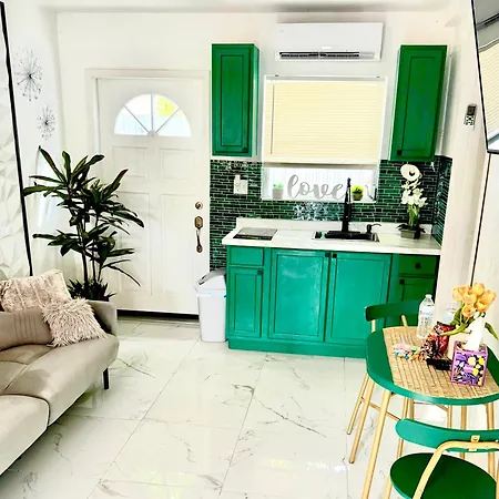 Miami Gardens Comfort Suite By Hard Rock Stadium